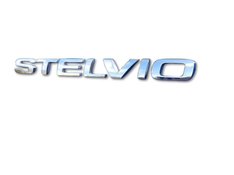 2018 Alfa Romeo Stelvio Ti Sport