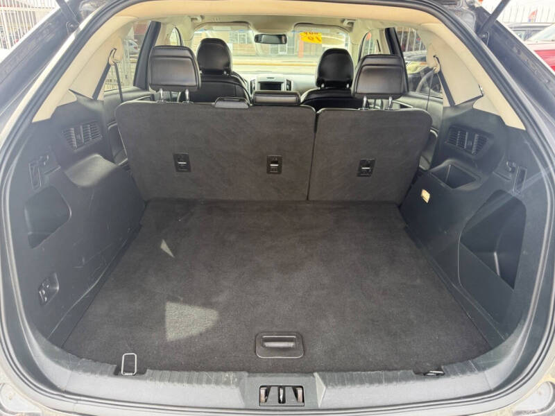 2019 Ford Edge SEL