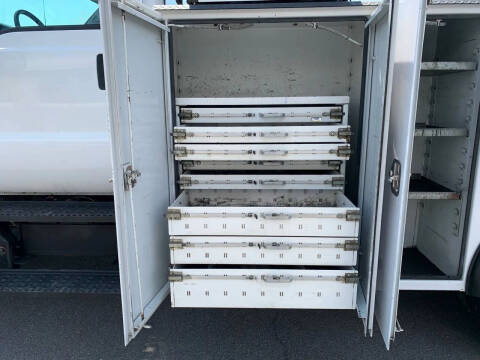 2004 Ford F-650 Super Duty