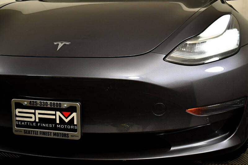 2019 Tesla Model 3 Standard Range Plus