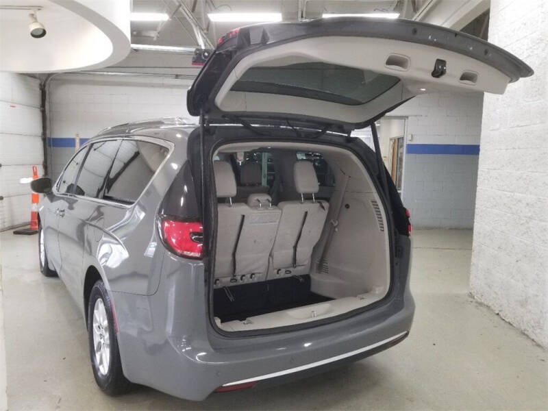 2021 Chrysler Pacifica Touring L