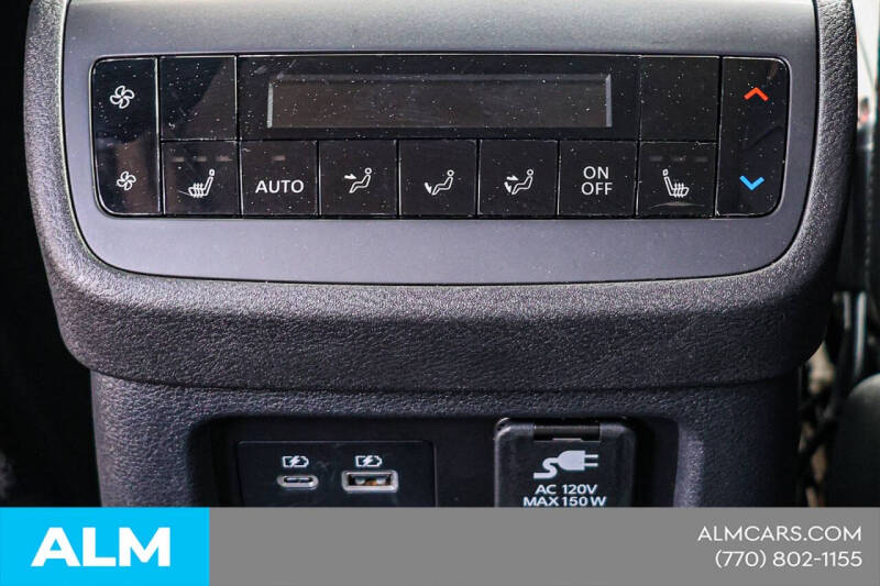 2024 Nissan Pathfinder Platinum