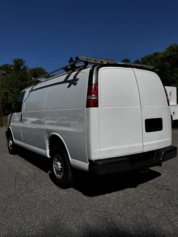 2018 Chevrolet Express 2500