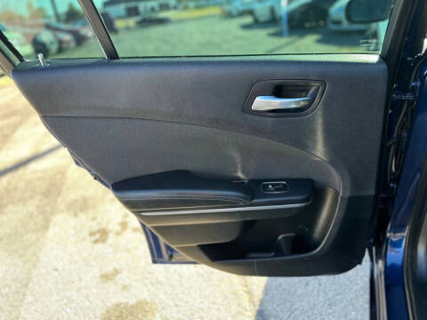 2016 Dodge Charger SE