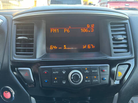 2016 Nissan Pathfinder S