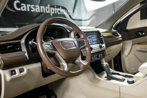 2017 GMC Acadia Denali