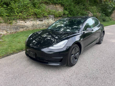 2019 Tesla Model 3 for sale at Bogie's Motors in Saint Louis MO