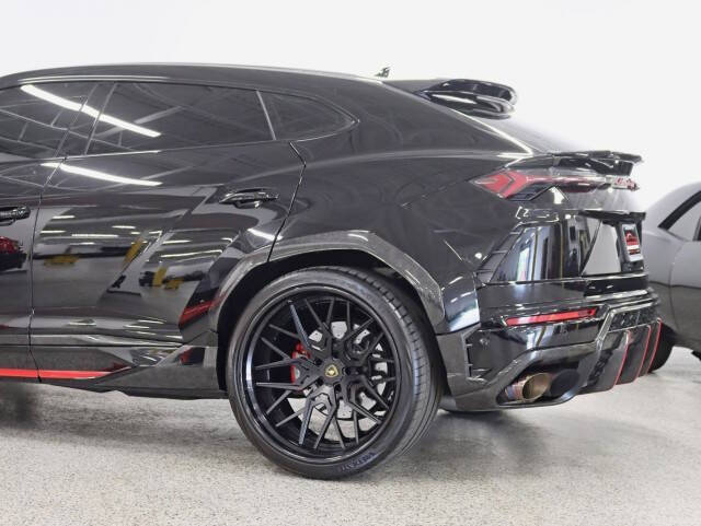 2022 Lamborghini Urus