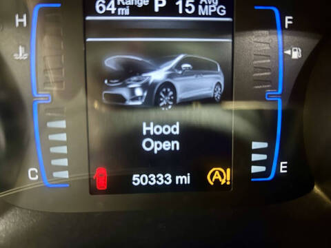 2017 Chrysler Pacifica Touring-L