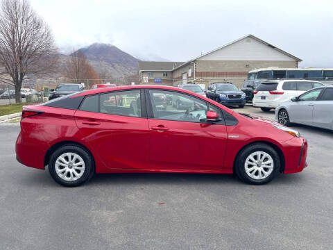 2020 Toyota Prius LE