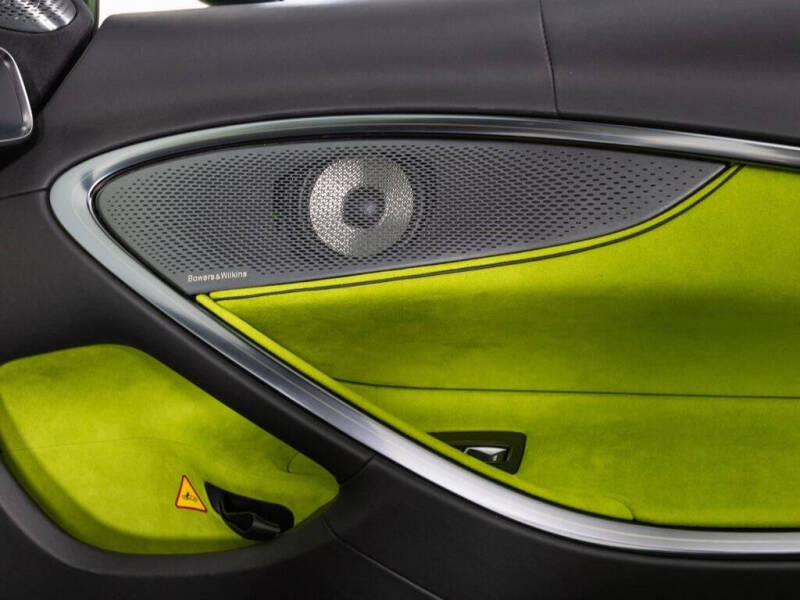 2025 McLaren Artura Spider