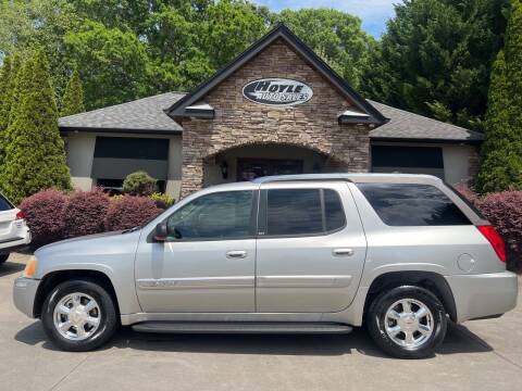 2004 GMC Envoy XUV for sale at Hoyle Auto Sales in Taylorsville NC