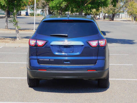 2017 Chevrolet Traverse LS