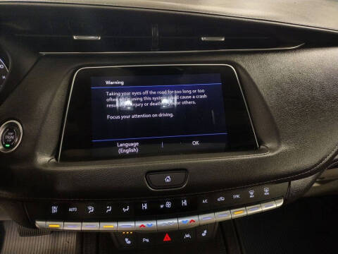 2022 Cadillac XT4 Luxury