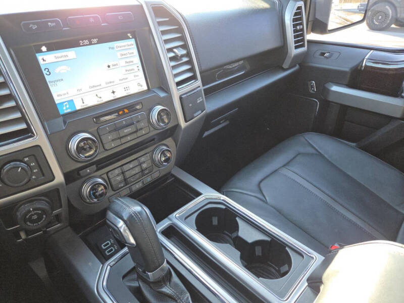 2017 Ford F-150 Platinum