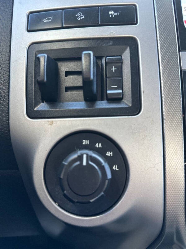 2016 Ford Expedition EL XLT