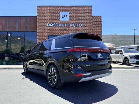 2023 Kia Carnival EX