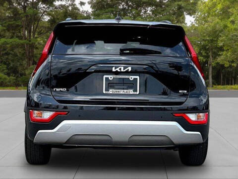 2023 Kia Niro EX