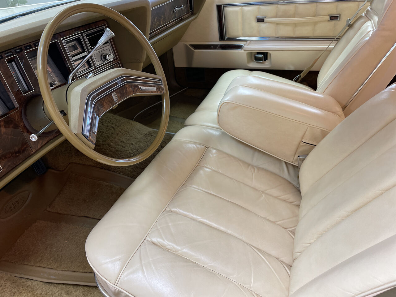 1978 Lincoln Mark V 31