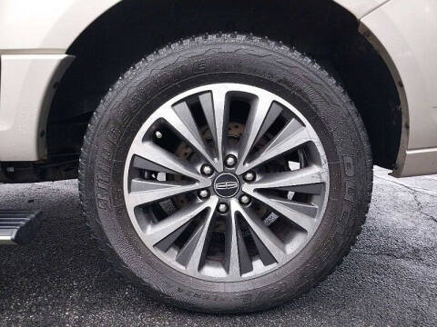 2017 Lincoln Navigator L Select