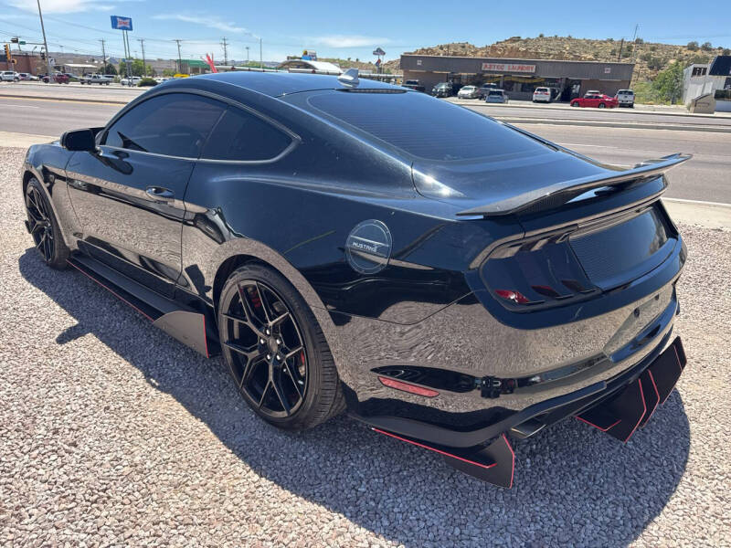 2022 Ford Mustang EcoBoost Premium