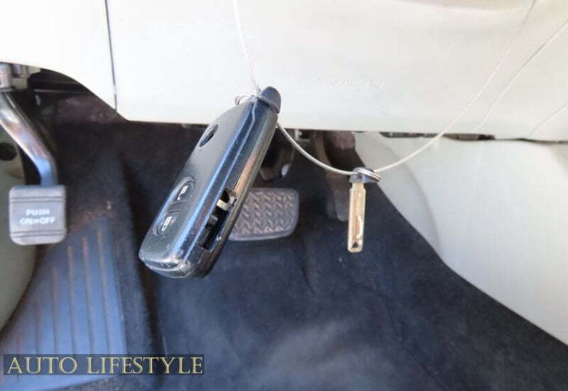 2014 Toyota Prius Two