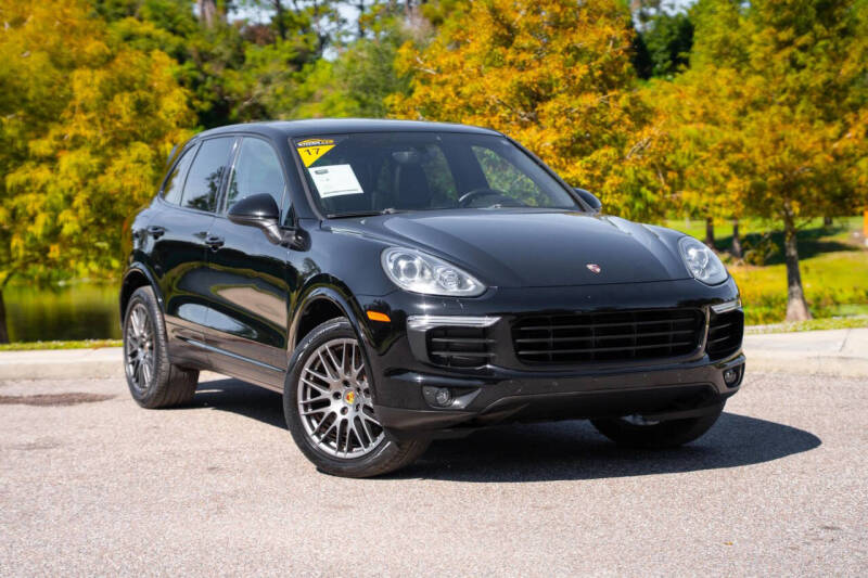 2017 Porsche Cayenne Platinum Edition