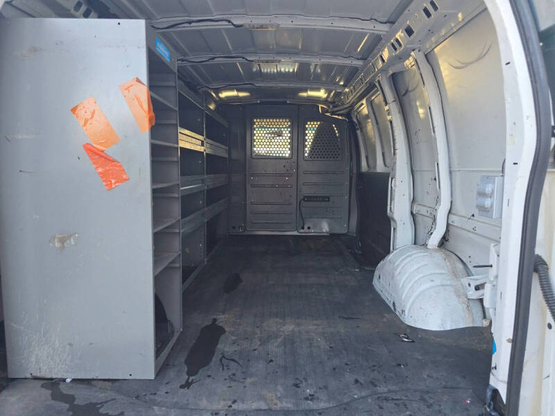 2021 Chevrolet Express 2500