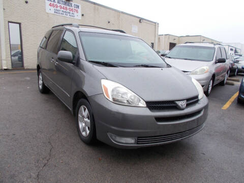 2005 Toyota Sienna for sale at ACH AutoHaus in Dallas TX