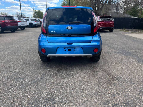 2019 Kia Soul +