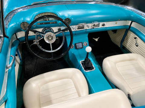 1956 Ford Thunderbird