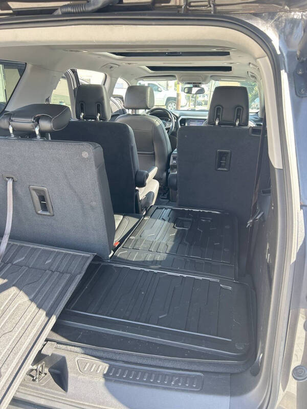 2015 GMC Acadia SLE-2