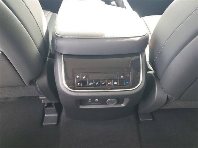 2025 Infiniti QX80 Pure