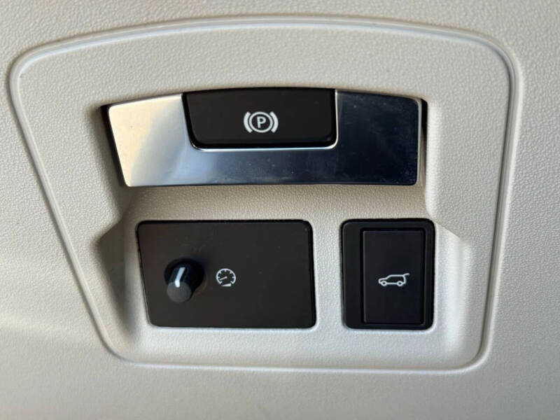 2020 Land Rover Range Rover Velar P250 R-Dynamic S