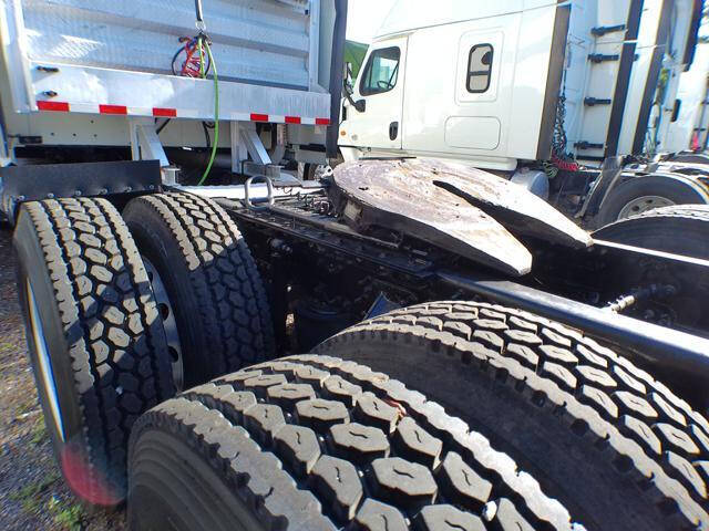 2016 Mack Pinnacle