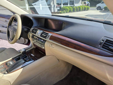 2015 Lexus LS 460