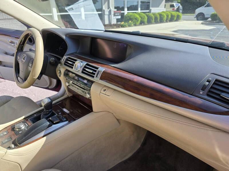 2015 Lexus LS 460