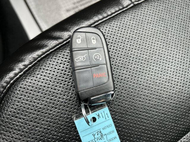 2023 Jeep Compass (Red) Edition