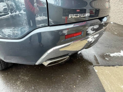 2019 GMC Acadia Denali