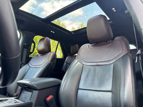 2020 Ford Explorer Platinum