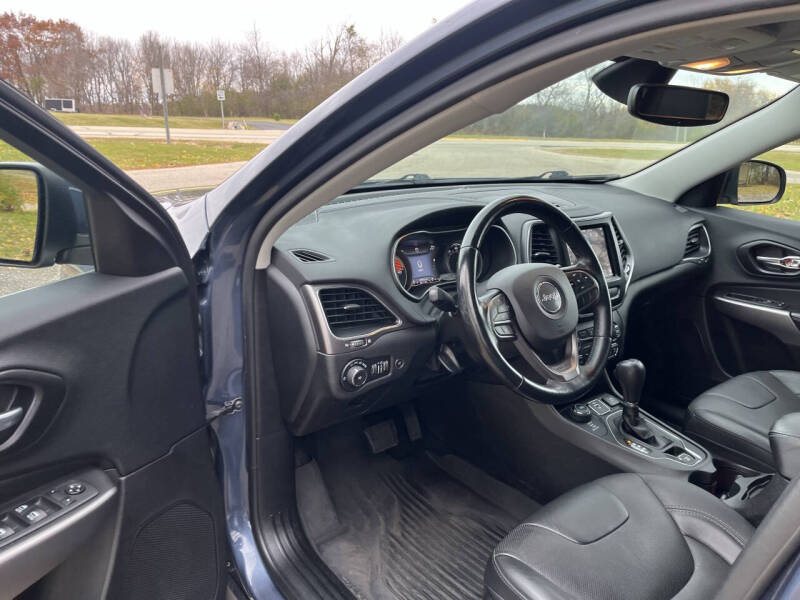2021 Jeep Cherokee Latitude Lux