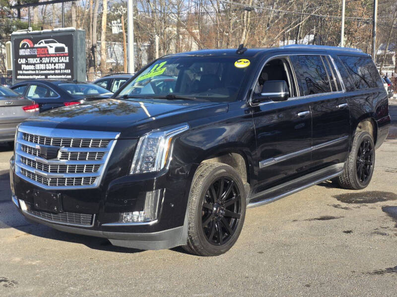 2017 Cadillac Escalade ESV Luxury's photo