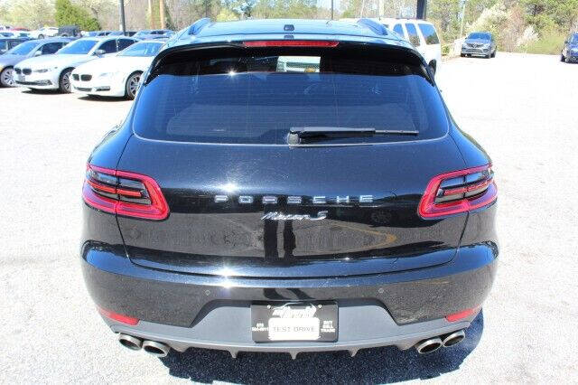 2016 Porsche Macan S