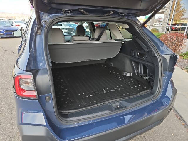 2023 Subaru Outback Premium