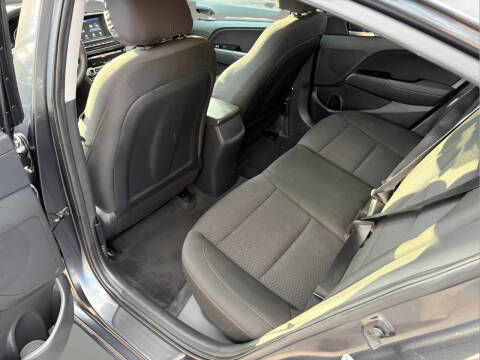 2020 Hyundai Elantra SEL