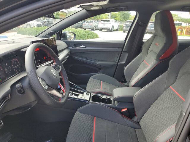 2026 Volkswagen Golf GTI SE