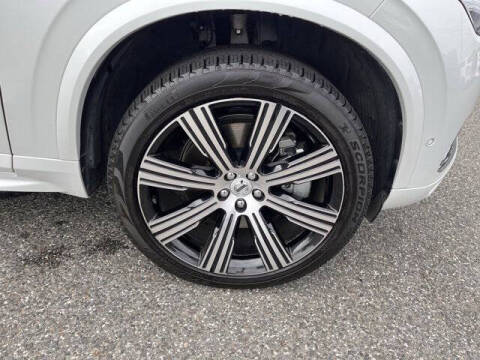 2023 Volvo XC90 Recharge T8 Ultimate Bright Theme 7P