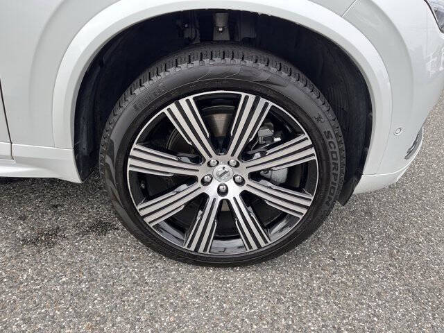 2023 Volvo XC90 Recharge T8 Ultimate Bright Theme 7P