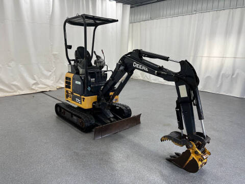 2015 John Deere 17G