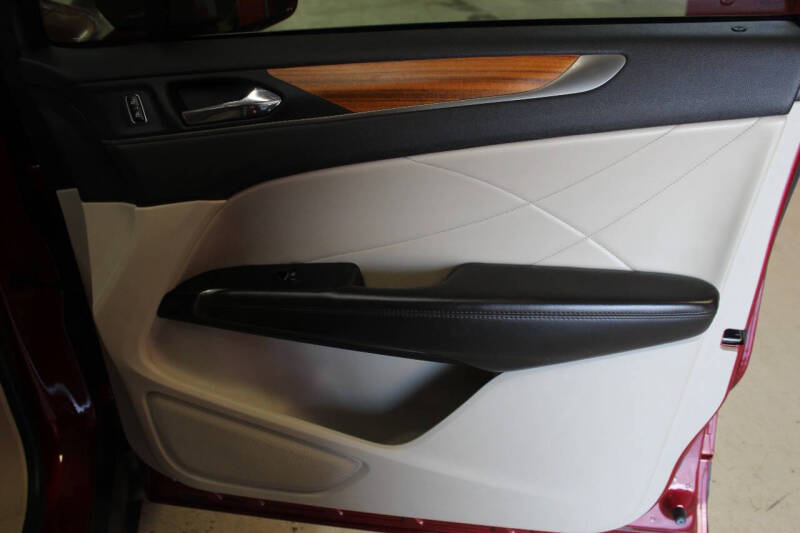 2019 Lincoln MKC Select